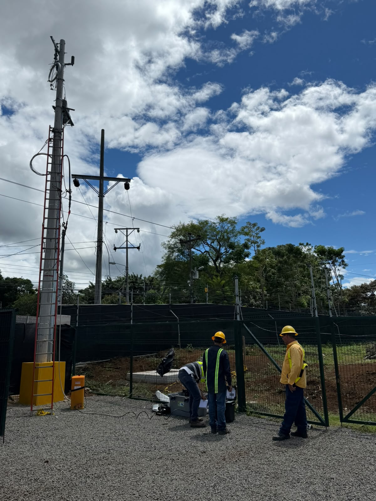 Construcción de infraestructura eléctrica 4