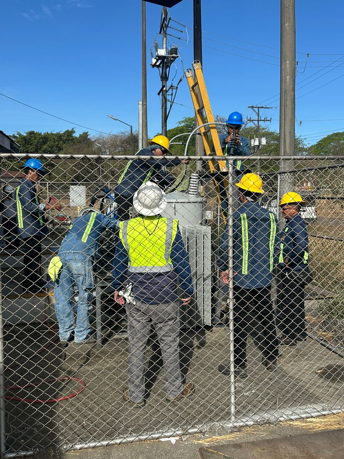 Trabajos eléctricos industriales 8